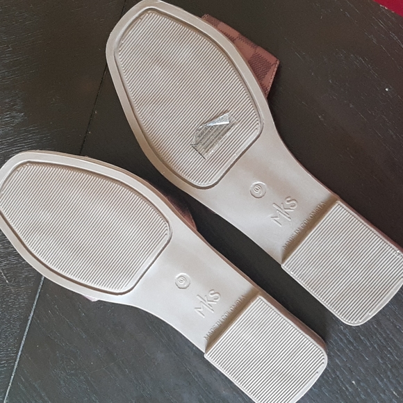 MKS Size 9 Sandals NWOT - Picture 2 of 2